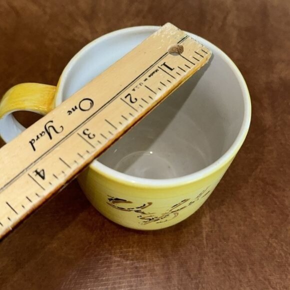 Yellow Swirl Coffee Mug 10 Oz Dishwasher & Microwave Safe - Picture 6 of 7